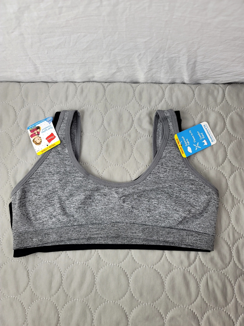 NWT Hanes Girls Cozy Seamless Wirefree Bra 2-Pack - Size Medium